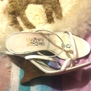 Salvatore Ferrangamo Italy white heel wedge kitten y2k vegas vintage